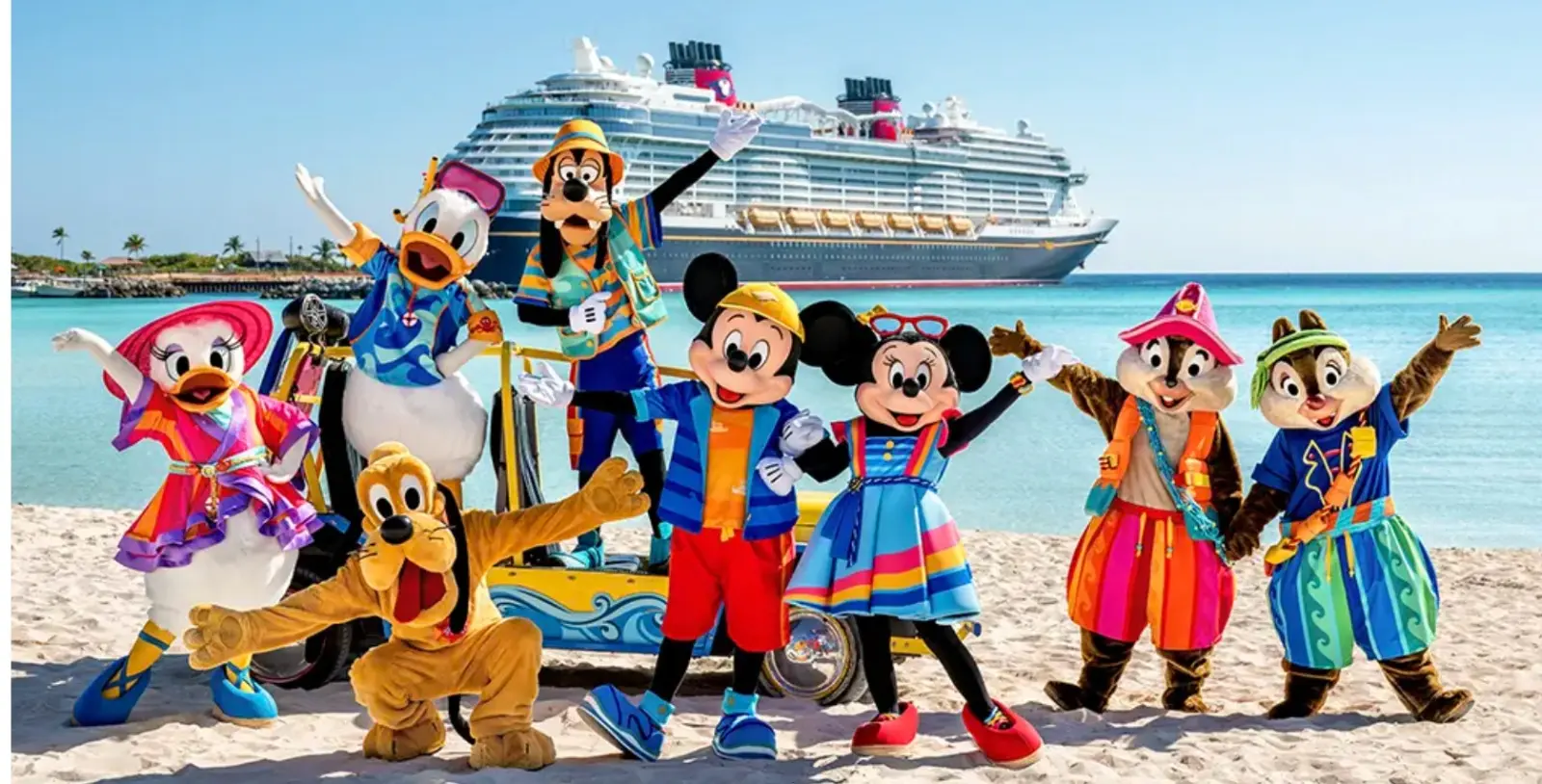 Personagens Disney em uma experiência Disney Cruise Line